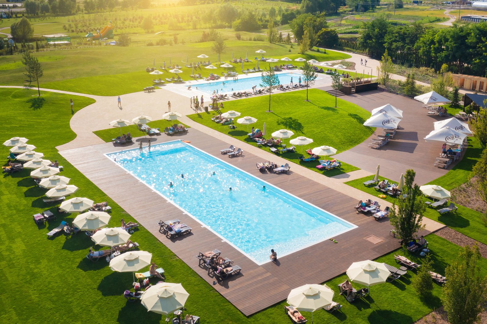 Басейний комплекс