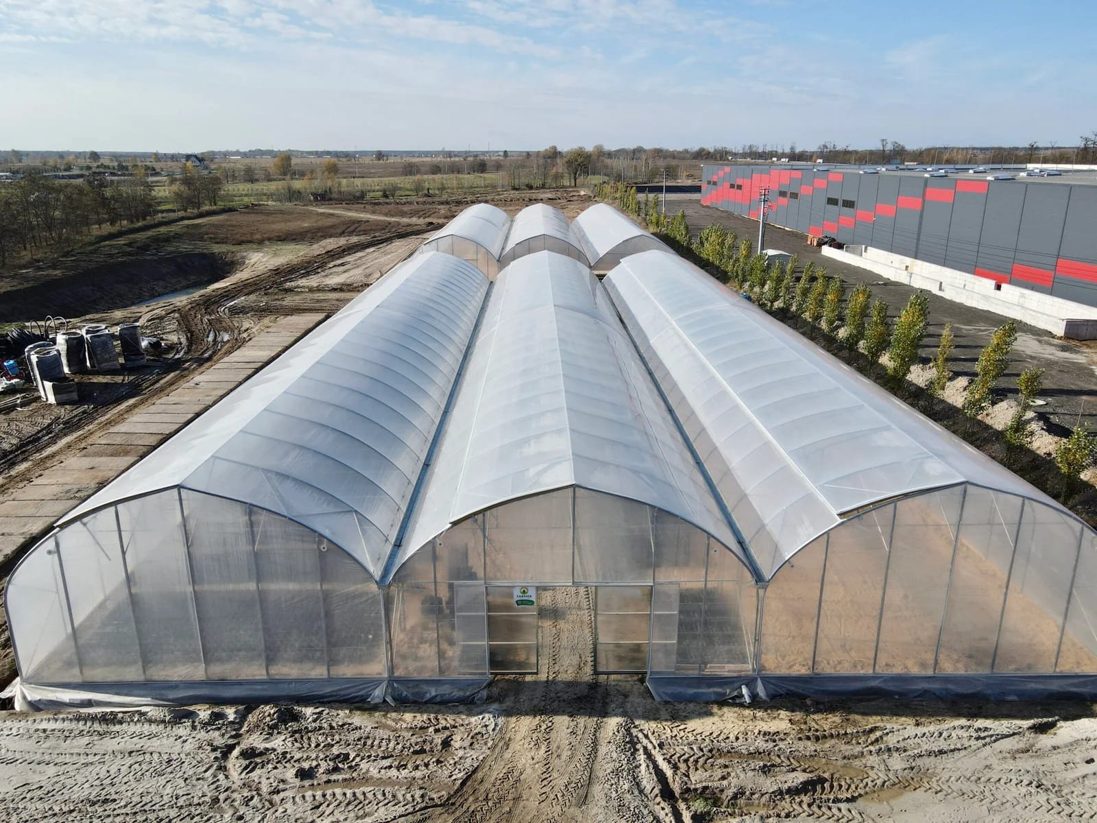 Новий тепличний комплекс у Добропарку