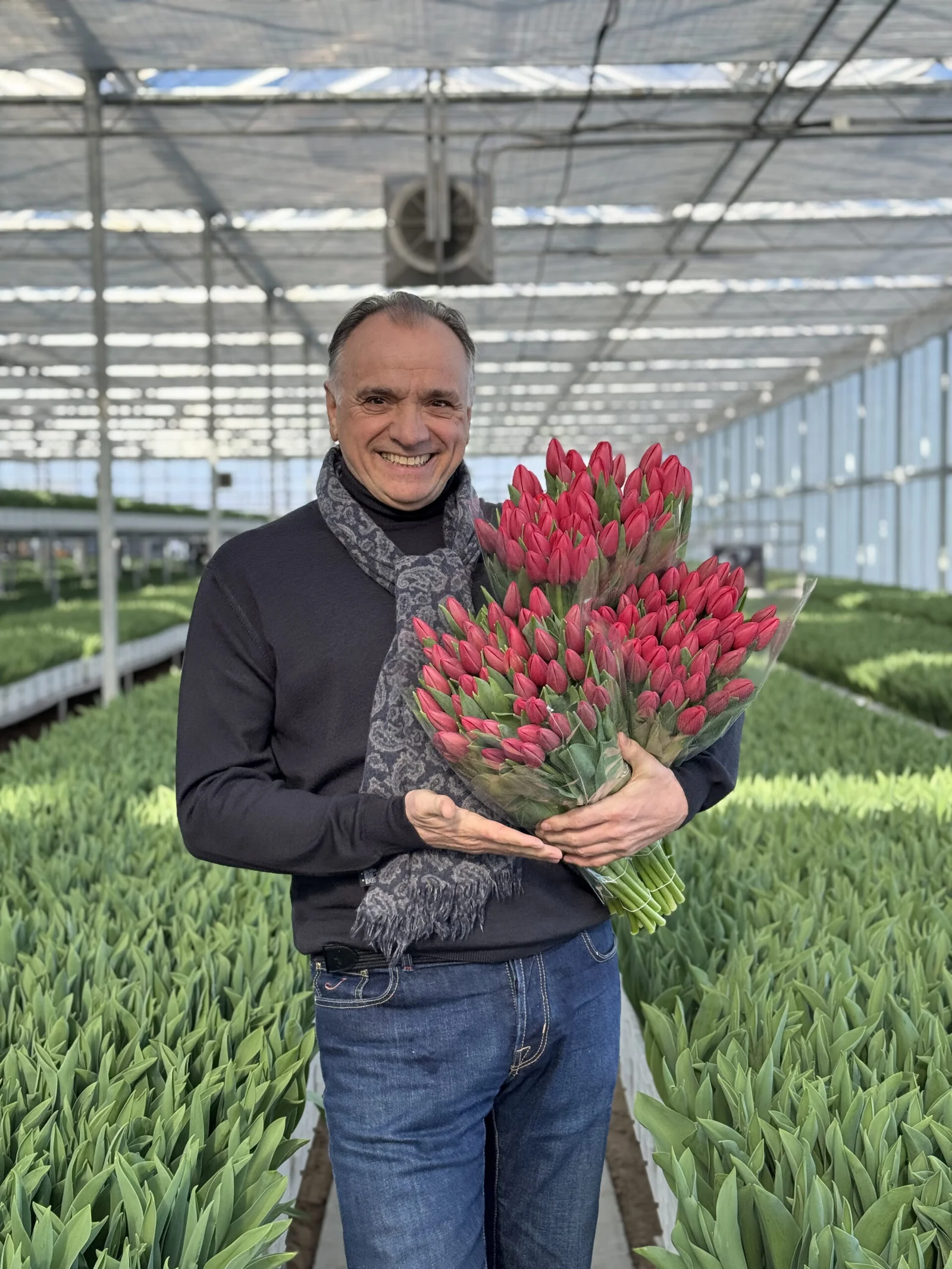 Ігор Добруцький у тепличному комплексі